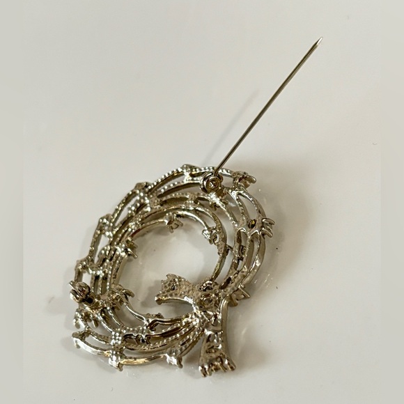 Vintage Multi Circle Rhinestones Ribbon Brooch - Picture 4 of 5